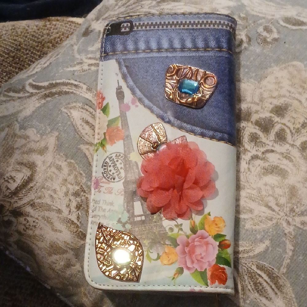 Think! Floral and Denim Wallet 3/10$